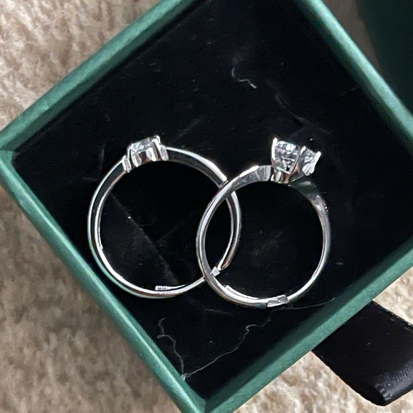 Matching Promise Rings for Couples - Picture 9 of 11